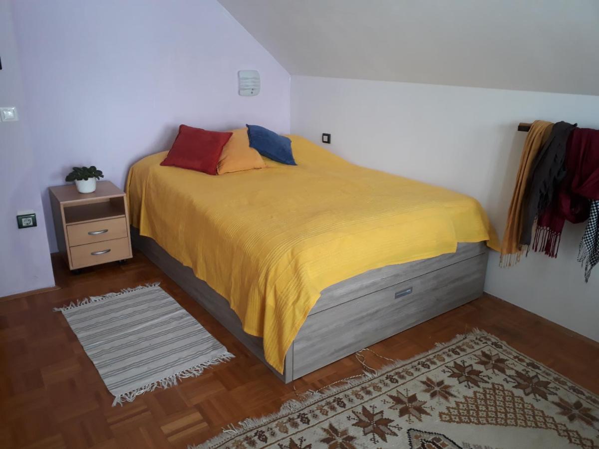 B&B Cerne Polhov Gradec Esterno foto