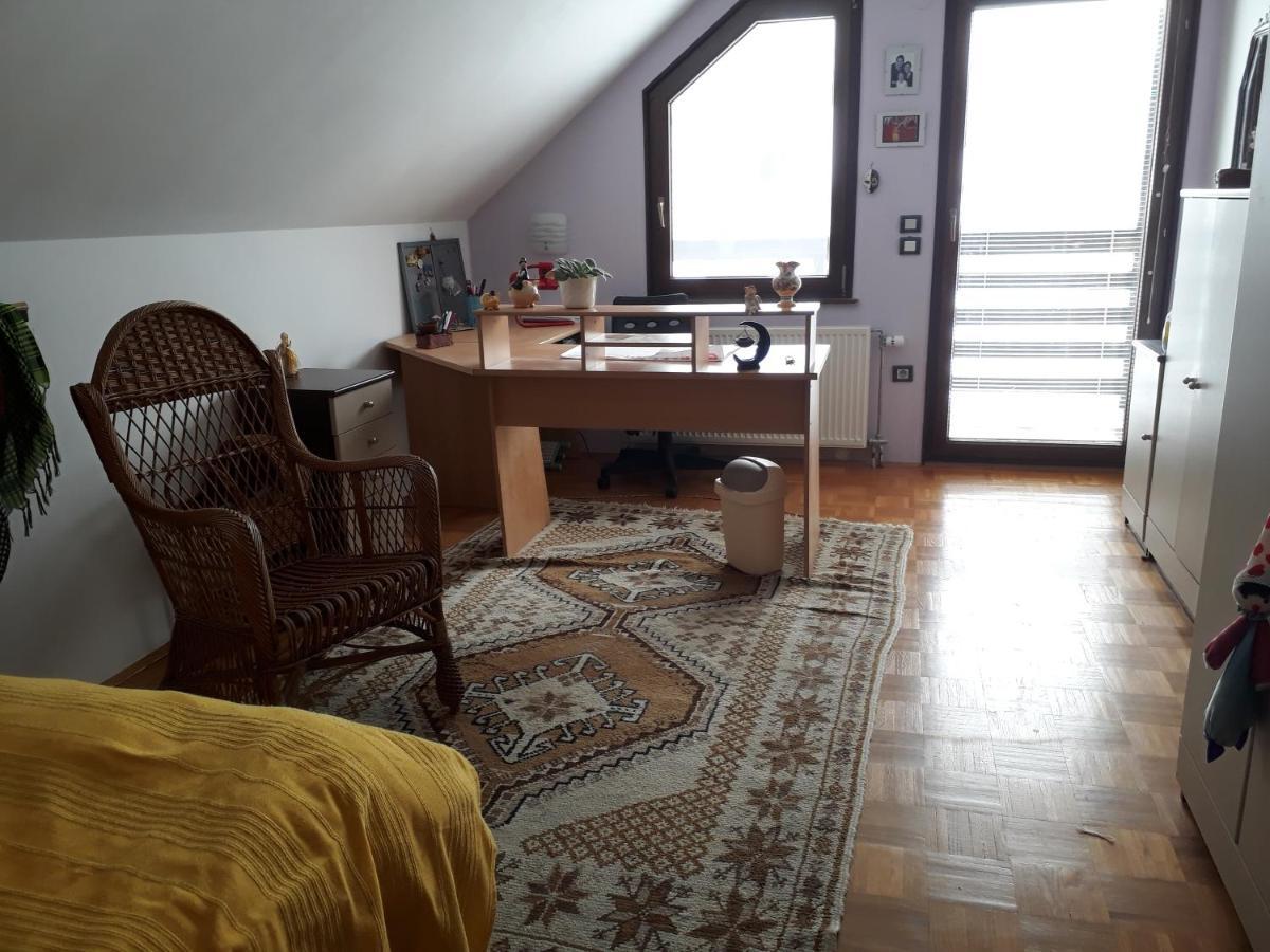 B&B Cerne Polhov Gradec Esterno foto
